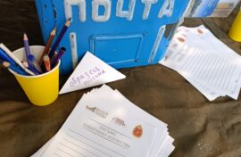 Письма участникам СВО написали гости Парка Победы